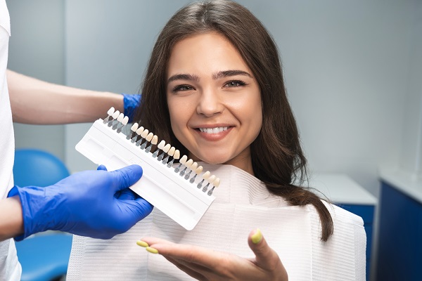 Traditional Dental Veneers Vs  No Prep Veneers: Differences To Keep In Mind